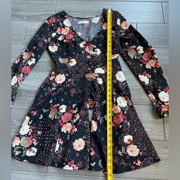 Abercrombie & Fitch Long Sleeve Floral Dress, Size Small, Ruffle/Flowy Skirt••• - Picture 9 of 12